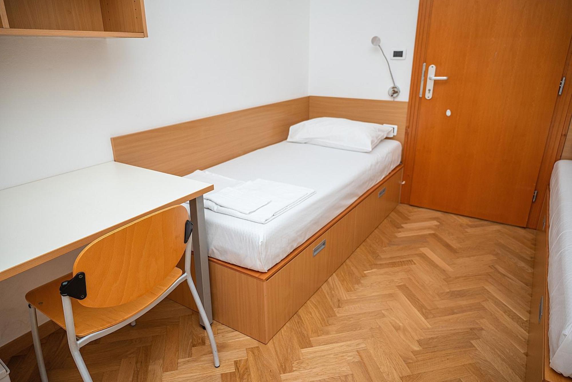 Hostel Sveta Ana Koper Dış mekan fotoğraf
