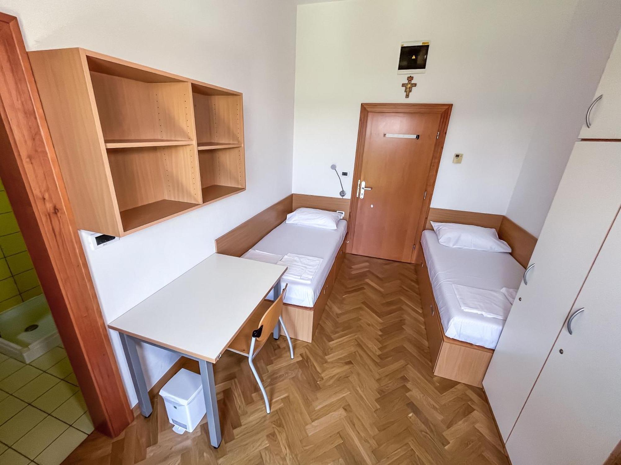 Hostel Sveta Ana Koper Dış mekan fotoğraf