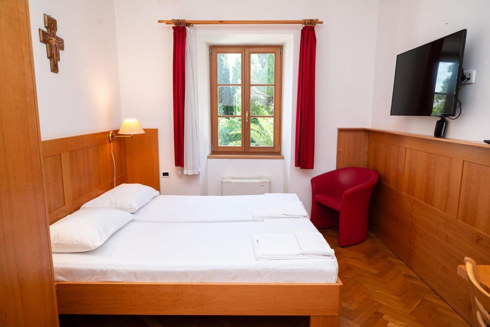 Hostel Sveta Ana Koper Dış mekan fotoğraf