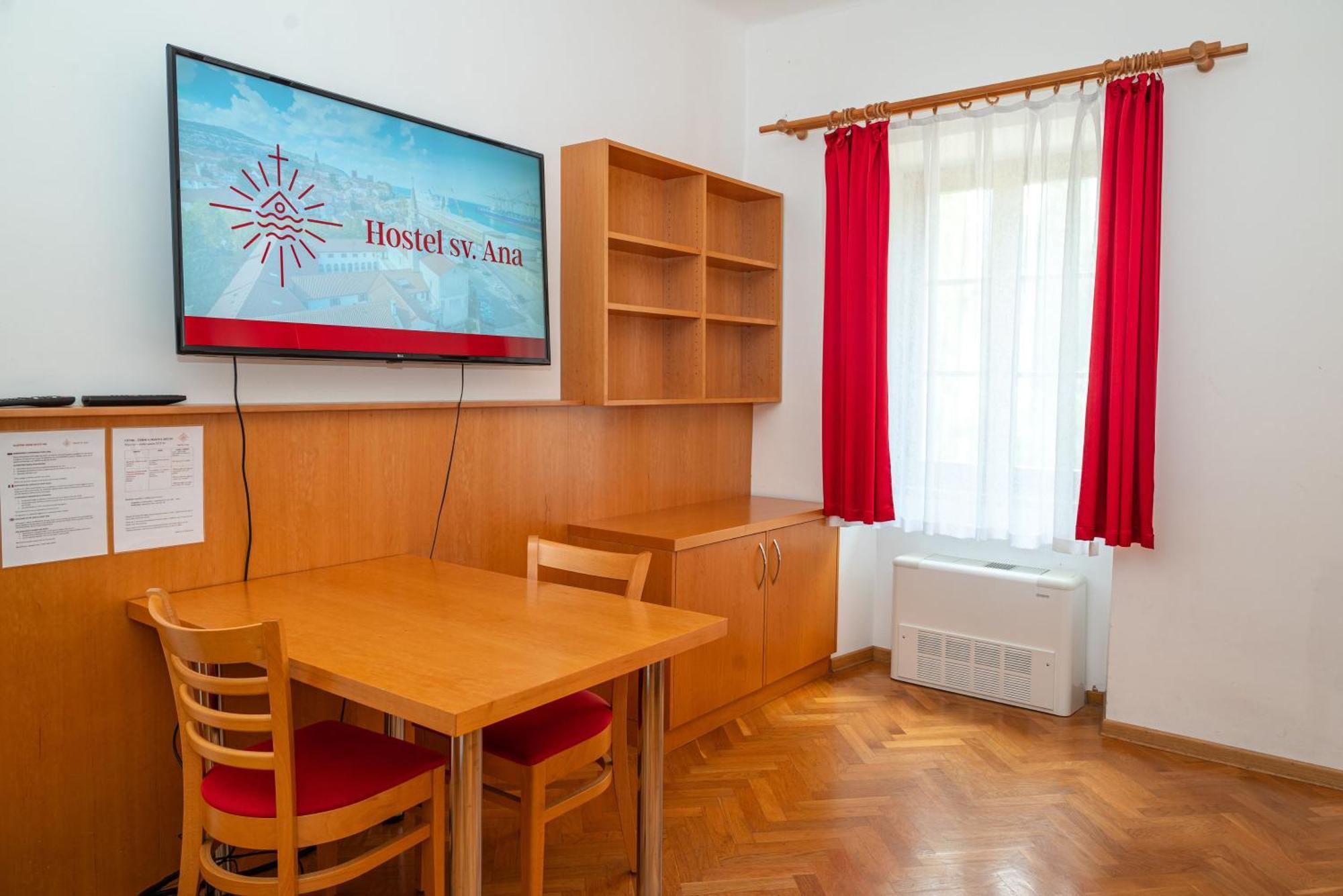 Hostel Sveta Ana Koper Dış mekan fotoğraf