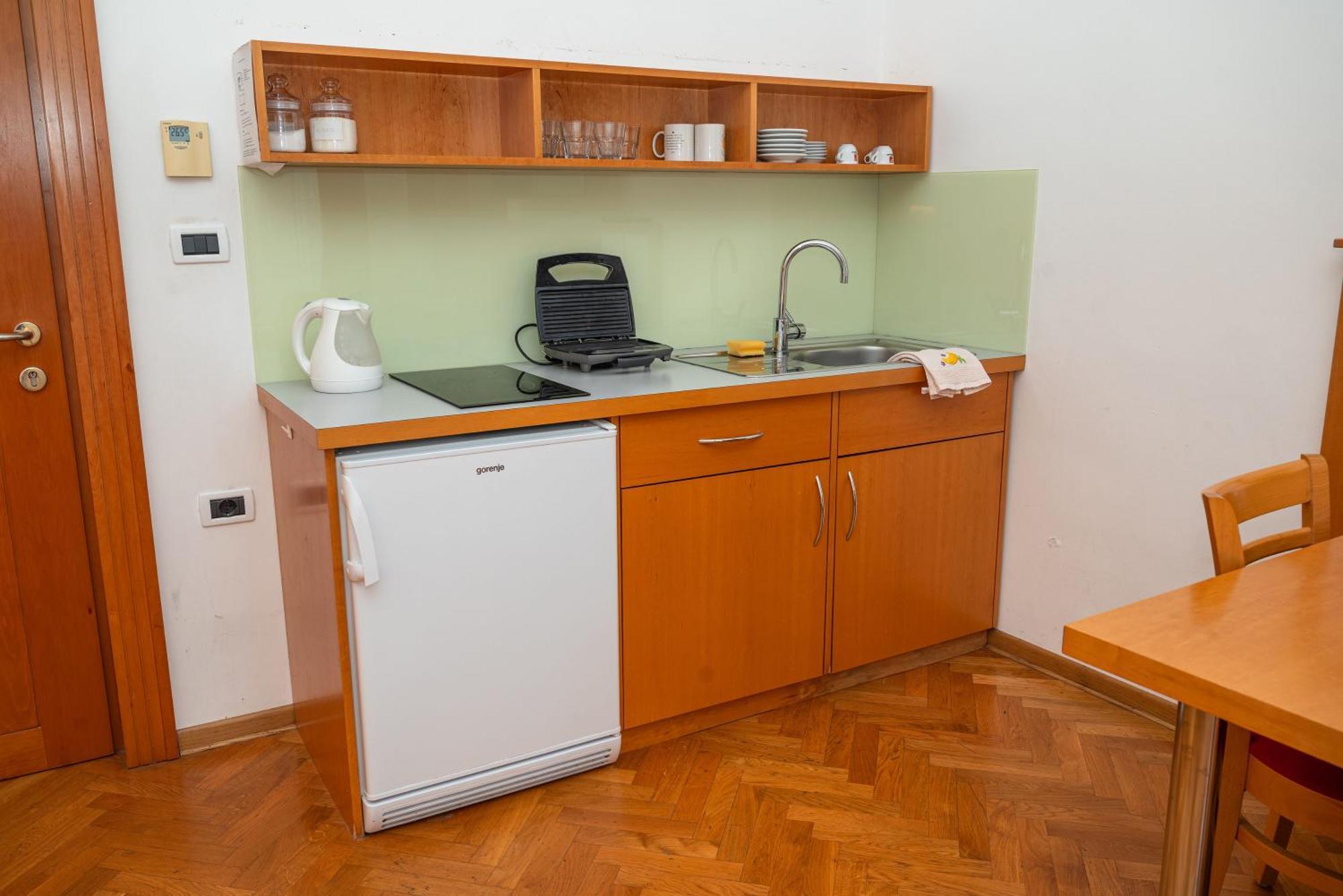 Hostel Sveta Ana Koper Dış mekan fotoğraf