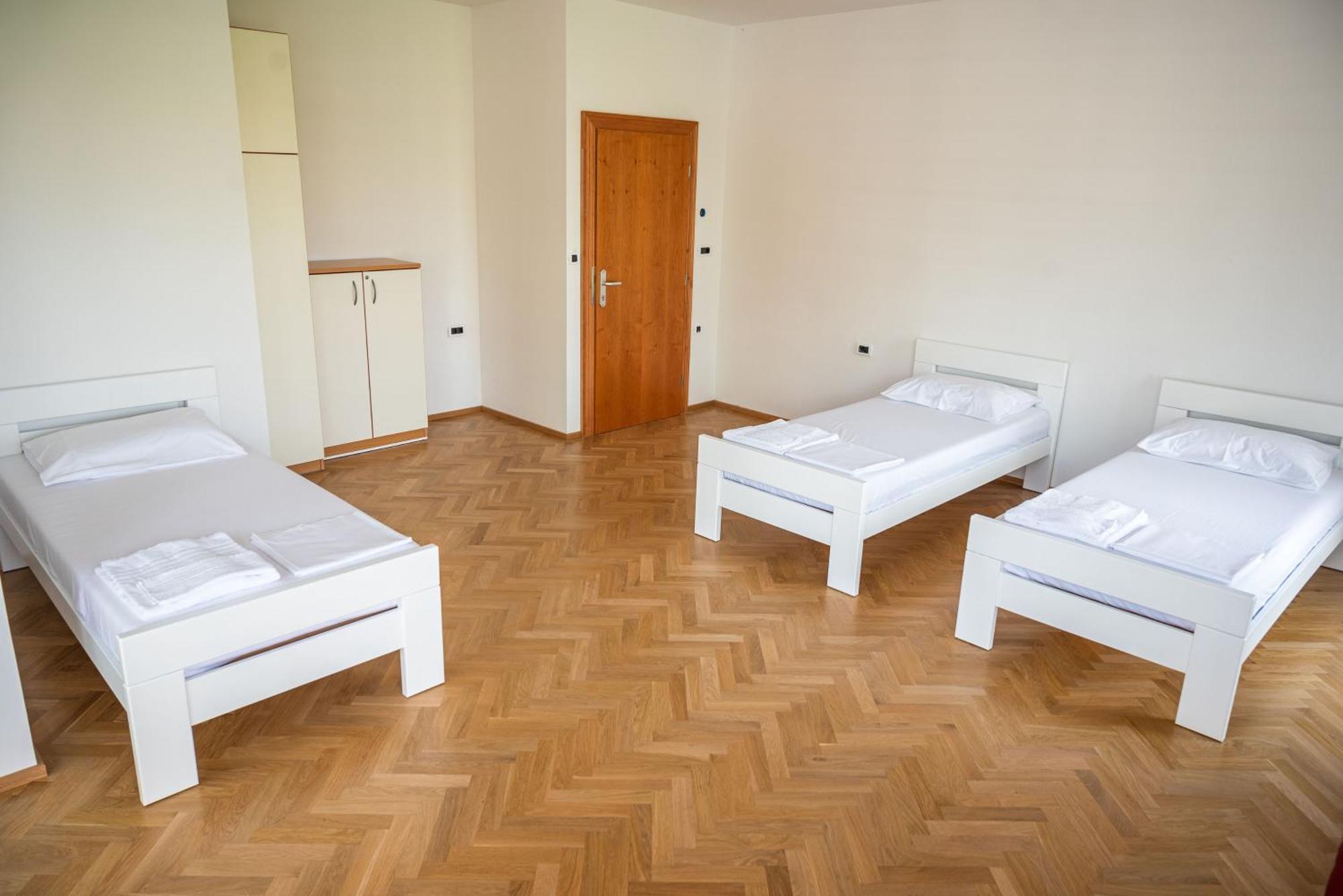 Hostel Sveta Ana Koper Dış mekan fotoğraf