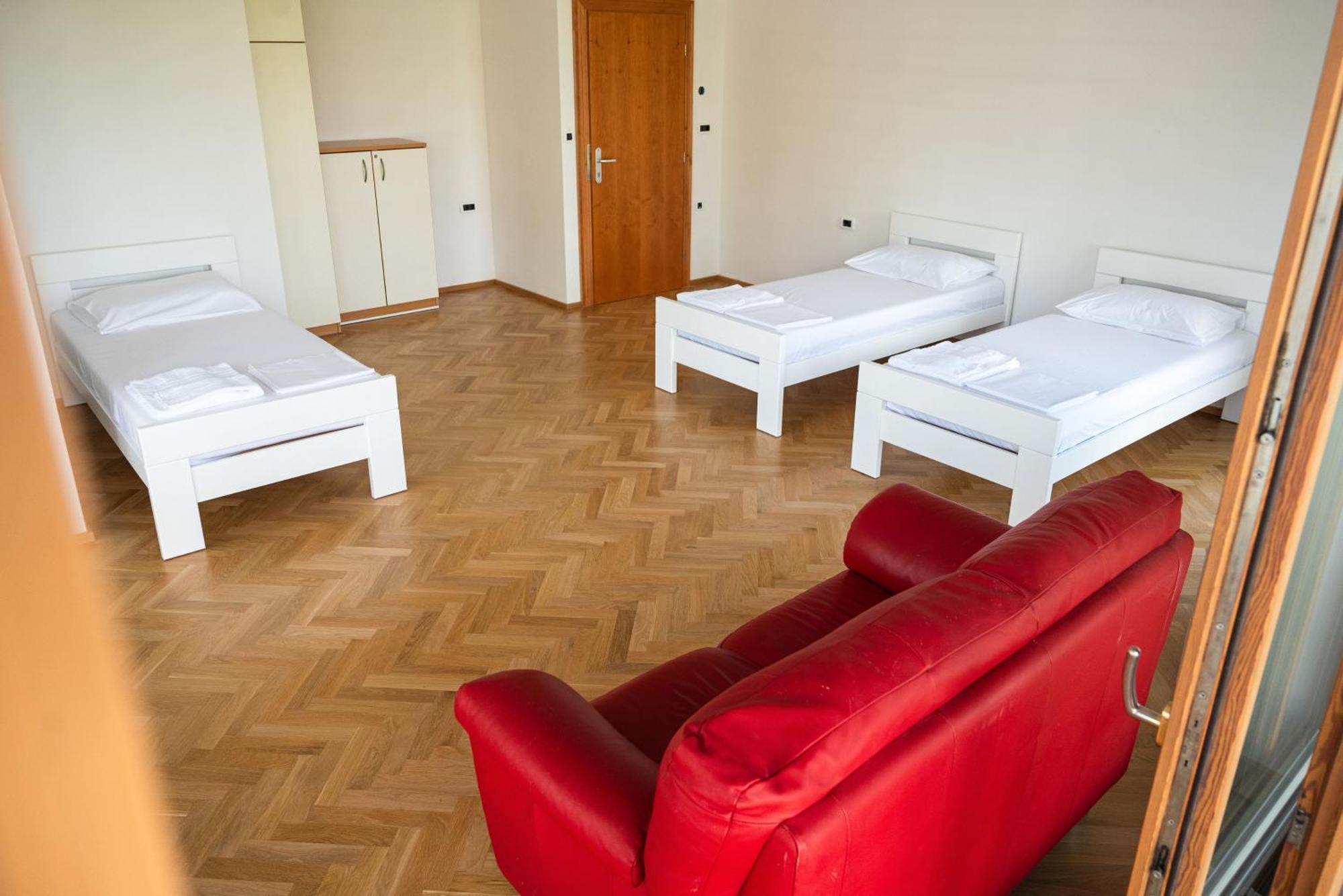 Hostel Sveta Ana Koper Dış mekan fotoğraf